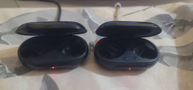 بوكس شحن سماعات samsung buds plus