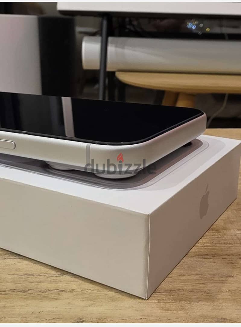 Apple - iPhone 17 Pro 3
