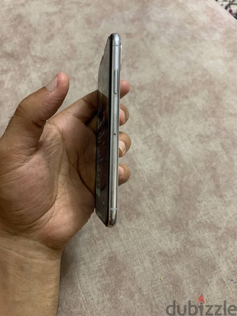 Apple - iPhone X 7