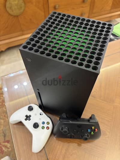 Xbox series X almost Brand New