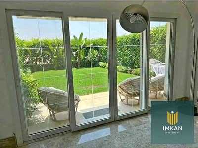 Apartment for sale in Taj City Compound (First Settlement), overlooking landscaping and swimming pools; available with a 10-year installment plan and