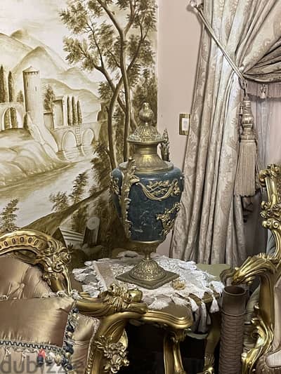 فازة برونز ورخام ستايل فرنسي (Ormolu Marble Urn) فازة برونز ورخام ستايل فرنسي (Ormolu Marble Urn)