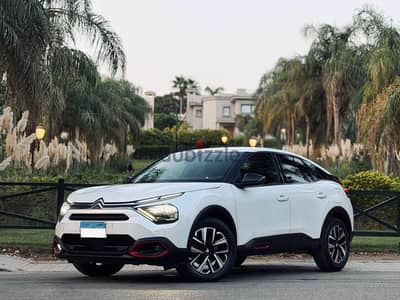 Citroen C4  52km فبريكه بالكامل صيانات توكيل