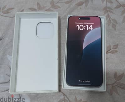 iPhone 16 Pro Max  مشحون ١٥ مره بطاريه ١٠٠%