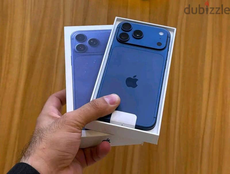 Apple - iPhone 17 Pro Max 1