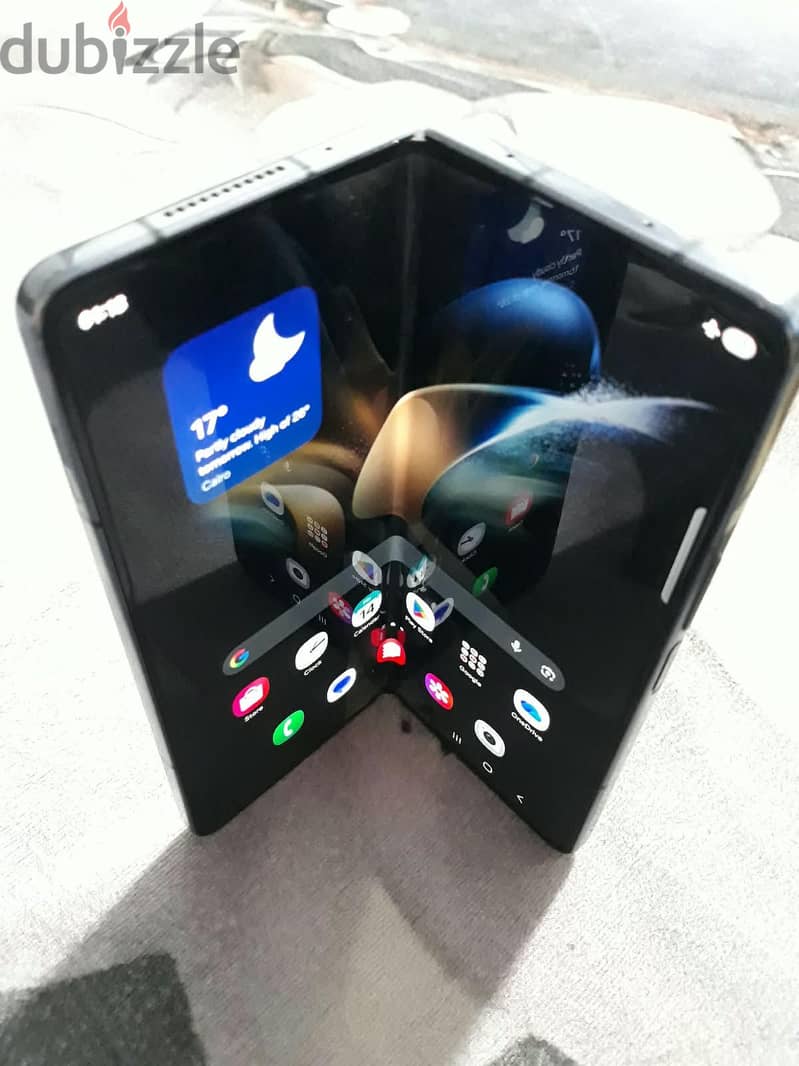 Samsung Z Fold 4 10