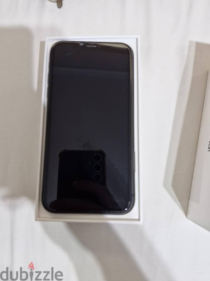 Apple - iPhone 11 1