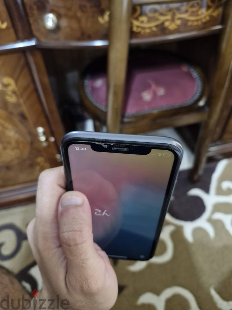 Apple - iPhone 11 5