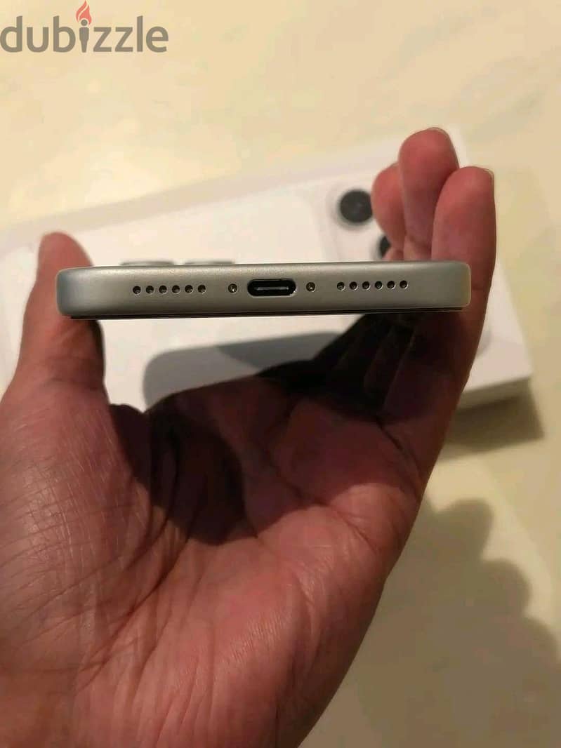 Apple - iPhone 17 Pro Max 6