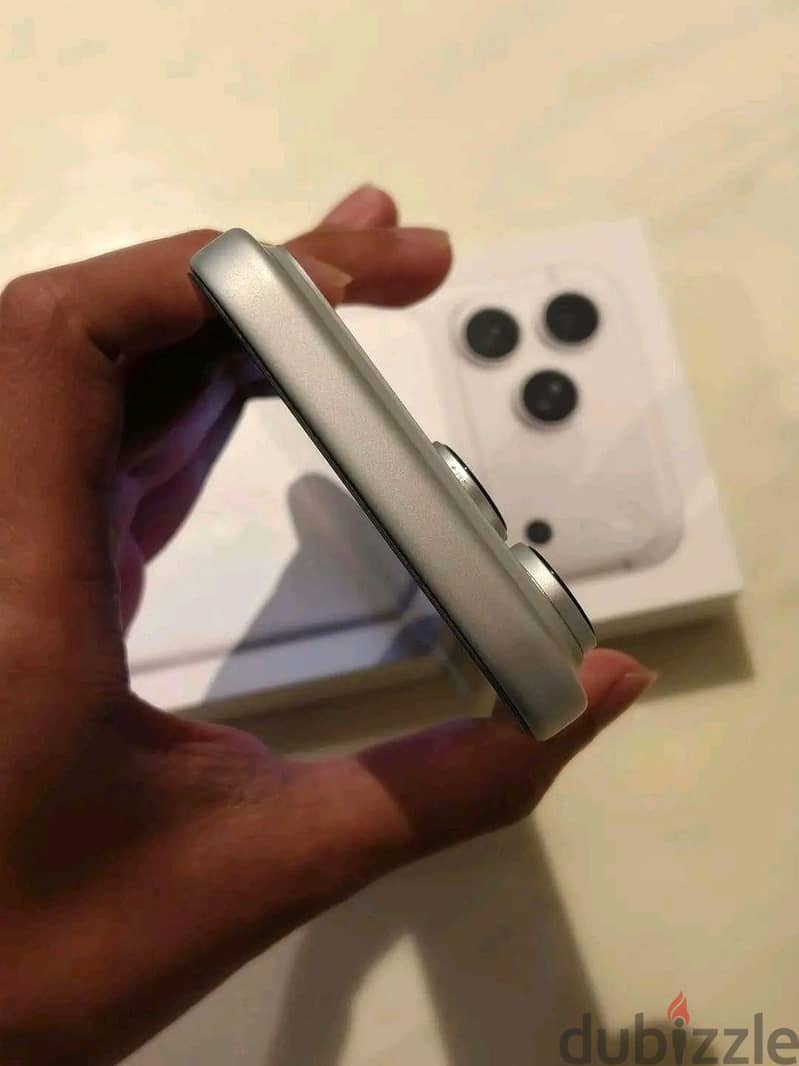 Apple - iPhone 17 Pro Max 7