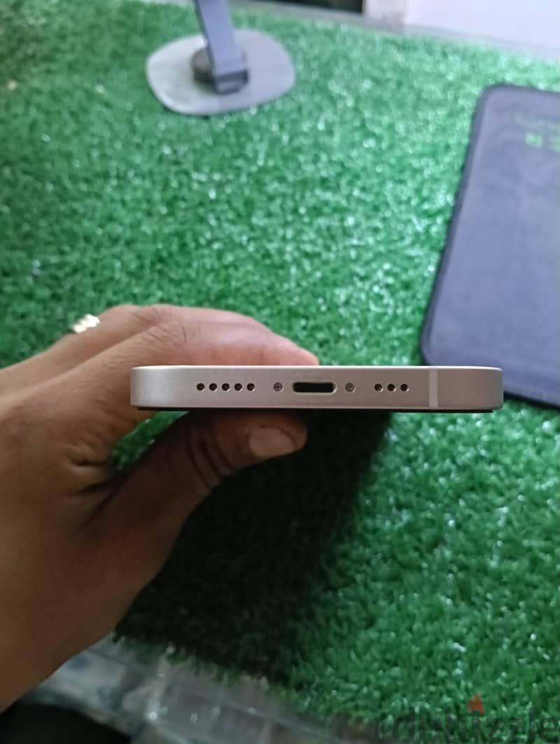 Apple - iPhone 13 3