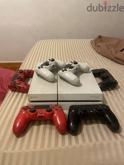 PlayStation 4 with 6 controllers