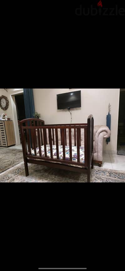 سريراطفال