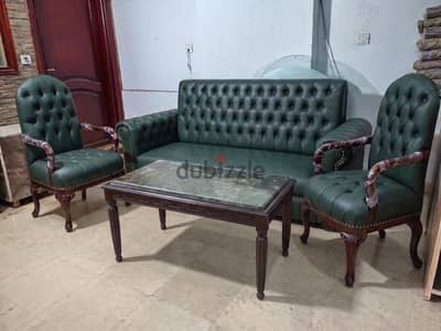 انتريهات كلاسيك كابوتينيه جلد وقماش بالتربيزة