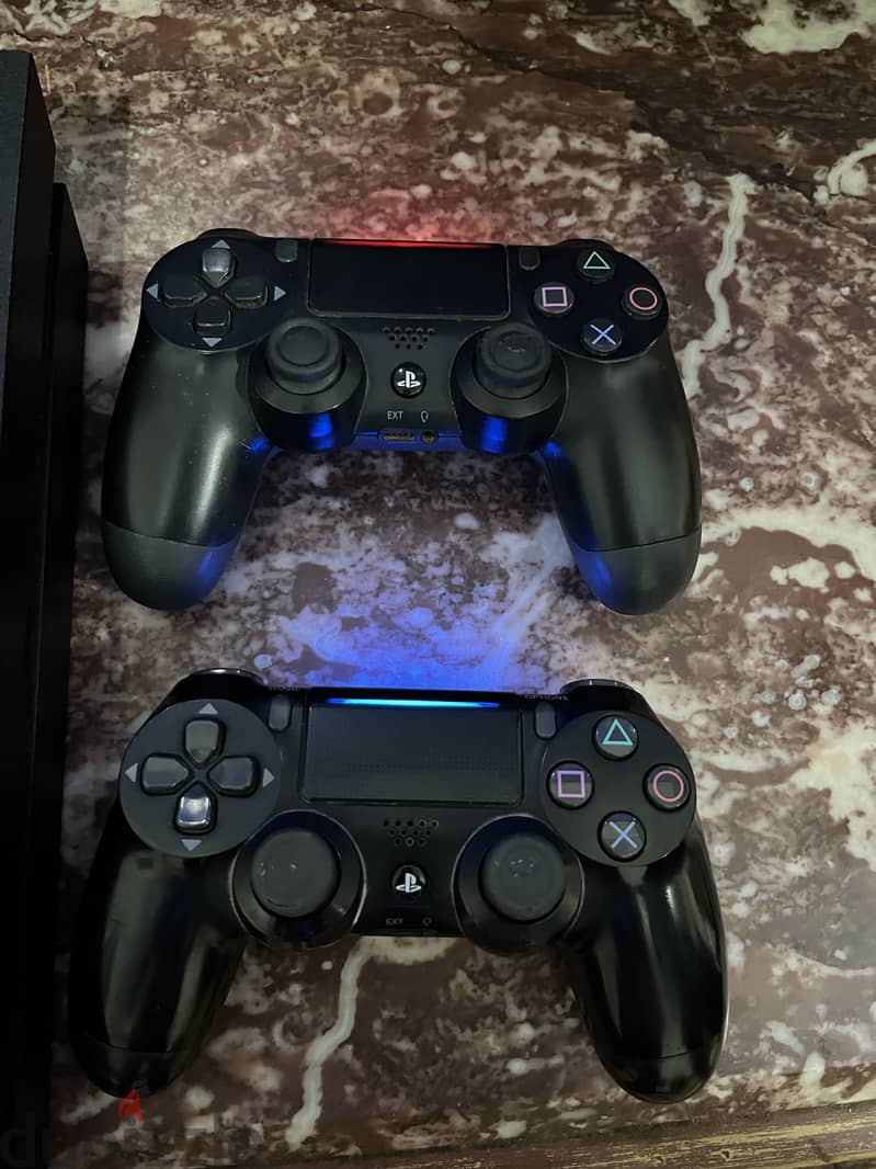 Playstation 4 flat 3