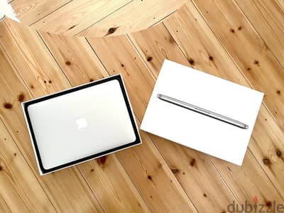كالجديد Apple MacBook ProCore i5