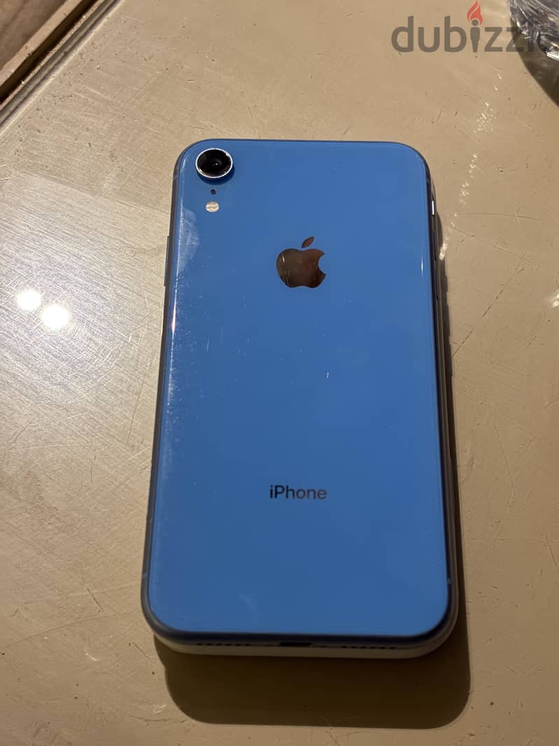 iPhone XR 3