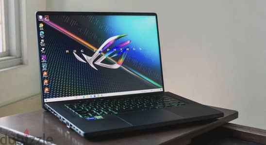 ASUS ROG Zephyrus M16