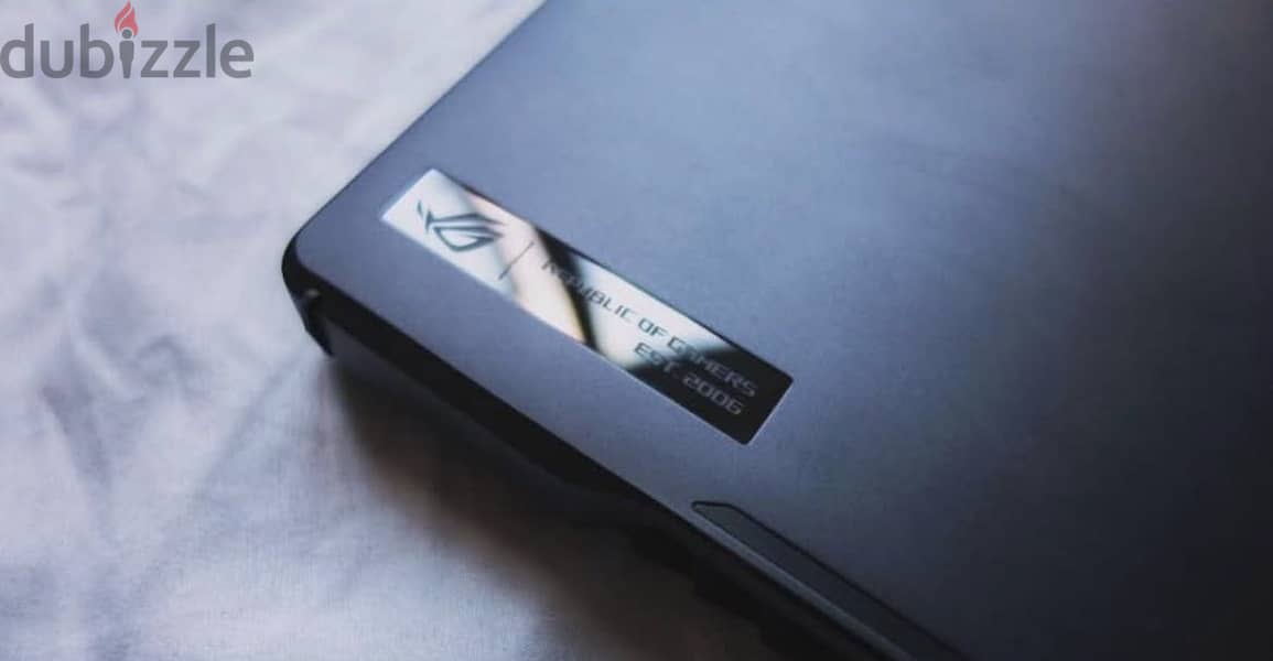 ASUS ROG Zephyrus M16 2