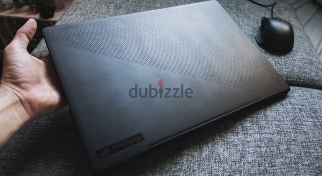 ASUS ROG Zephyrus M16 3