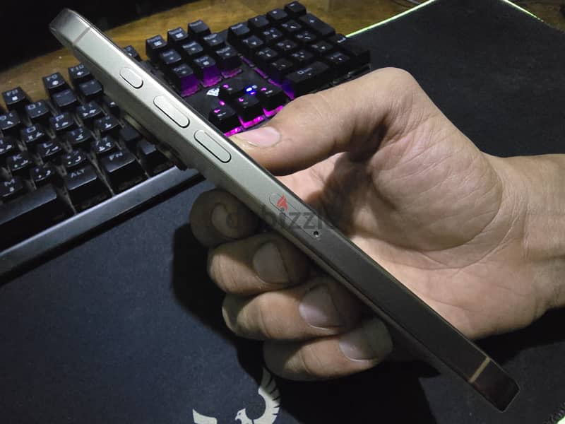 Apple - iPhone 16 Pro Max 3