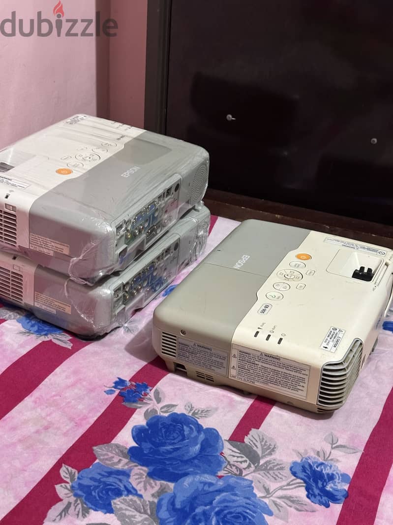 Projector Epson93+ 3