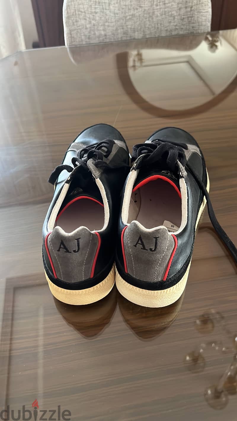 New Armani jeans $ new Nike 4