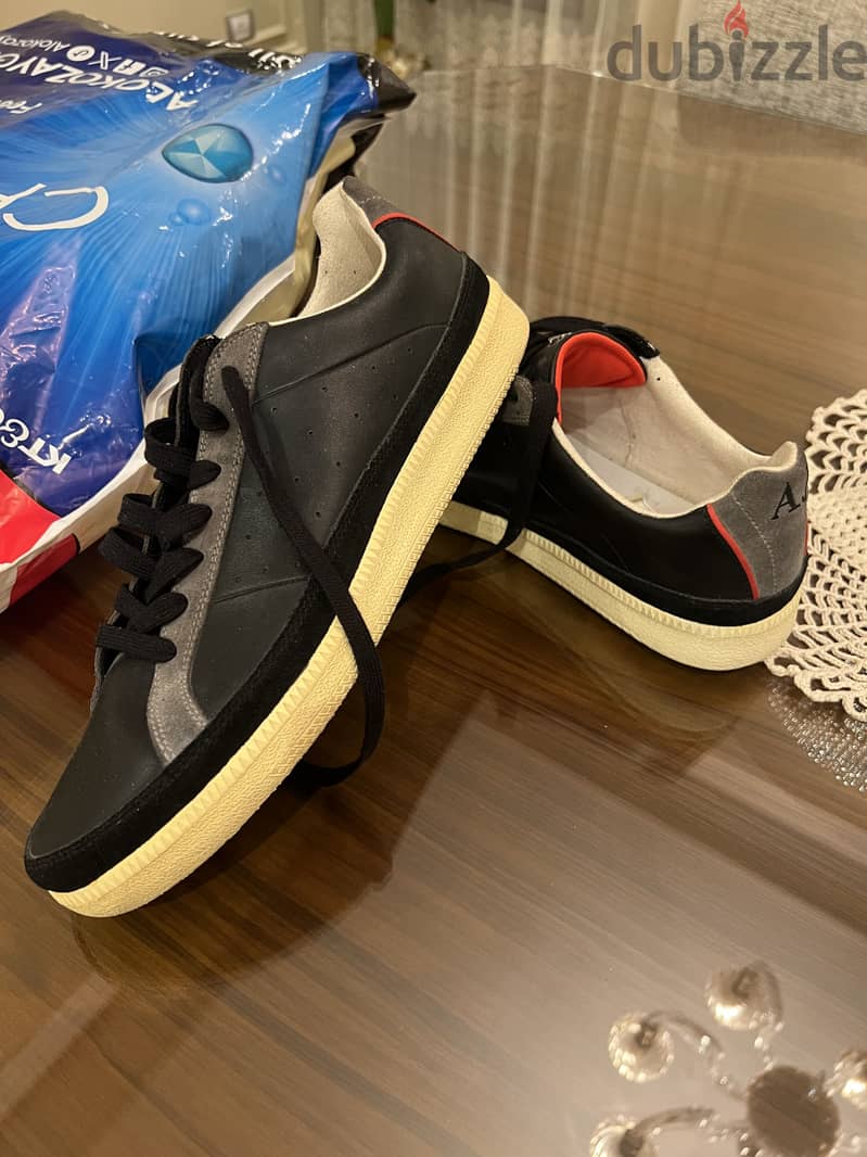 New Armani jeans $ new Nike 5