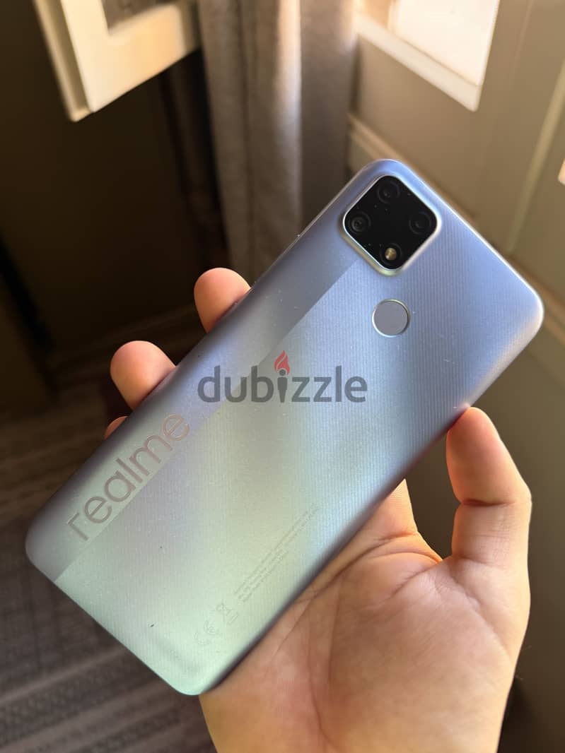 Realme C25s 1