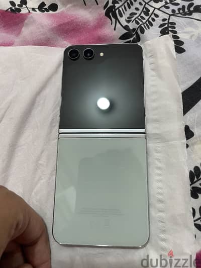Samsung galaxy Z Flip 5