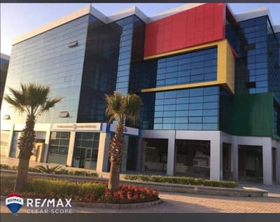 Office for rent at the lowest price in Top 90 Mall