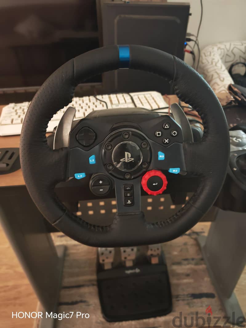 Logitech g29 gaming console 1
