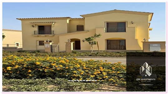 Quattro for sale in City Gate, Qatari Diar, Fifth Settlement - 3 floors ready for viewing and immediate handover at the lowest price in the market