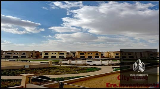 تاون هاوس للبيع في سيتي جيت (سافاير ) ديار القطريه بالجولدن سكوير - ميدل متشطب بالتكيفات والمطبخ - جاهز للمعاينه والاستلام فورا