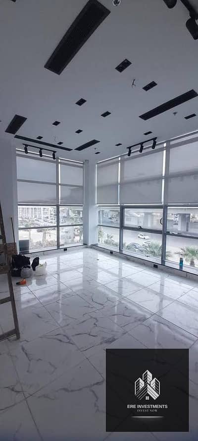 Administrative office for rent in Top 90, South Investors area, next to Future University and the American University - fully finished and ready for i