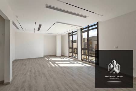 A prime administrative office for rent, semi-finished and ready for immediate operation, in a distinguished location in District 5, Fifth Settlement,