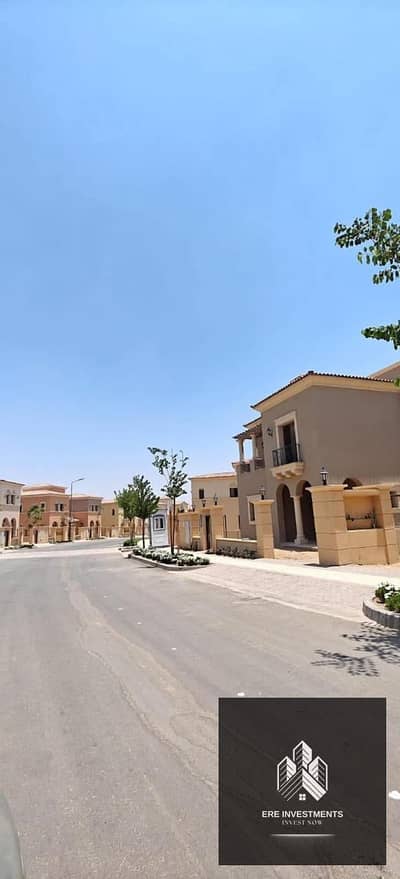 With the lowest down payment, a 550m² standalone villa with a green view - ready to move in - for sale in City Gate Sapphire - next to Hyde Park