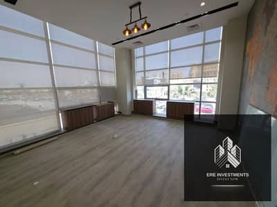 Fully finished administrative office for rent, ready for immediate operation, at a bargain price in a prime location in the top 90 South Investors
