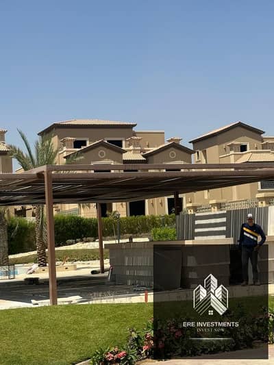 باقل اوفر توين هاوس -جاهزة للسكن للبيع في لافيستا سيتي وفيو مميز جدا-بجوار هايد بارك وميفيدا