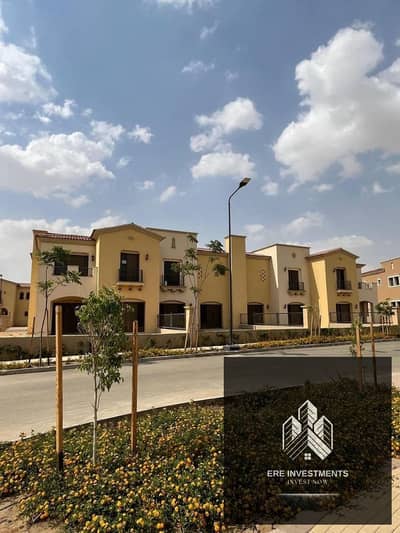 A detached villa of 480m² is for sale at a bargain price for a quick sale. It is ready for immediate occupancy in a prime location in City Gate