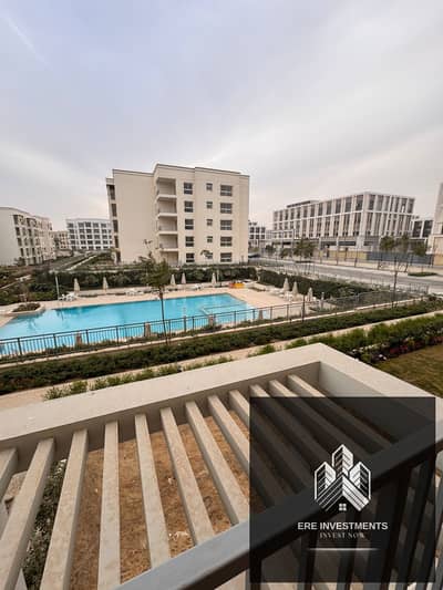 Receive your fully finished first-floor apartment immediately for sale at an incredible price in Mivida Crescent Emaar compound. Receive your fully finished first-floor apartment immediately for sale at an incredible price in Mivida Crescent Emaar compound.