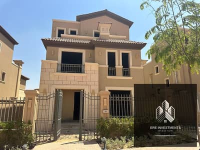 اقل اوفر في تاون ميدل كورنر (ريسيل ) جاهزه للاستلام فورا في لافيستا سيتي -باقل سعر فالماركت- موقع مميز