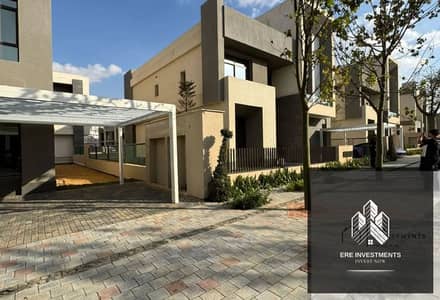 Standalone Villa for sale at very prime location with Lagoon view and best price in Saada Compound New Cairo