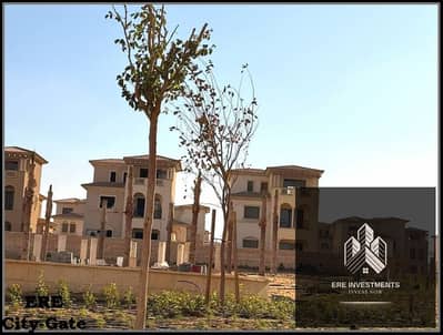 اقل سعر فيلا للبيع استلام فوري بفيو مفتوح علي الجولف بكمبوند سيتي جيت التجمع الخامس City Gate New Cairo