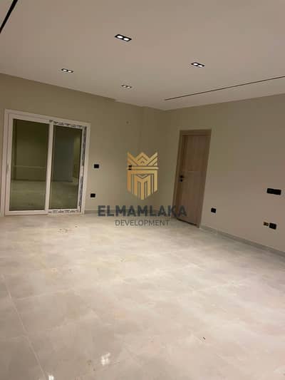 Apartment for Sale in Sheikh Zayed – 16th District, 2nd Neighborhood  A brand-new apartment in 16th District, 2nd Neighborhood, located in a new build