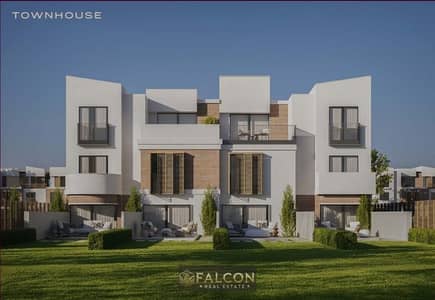 فيلا تاون هاوس ( 160 م - 3 غرف - 3 حمام ) المستقبل سيتي , بجوار hub town بالتقسيط , 5 سنوات دقايق من لافيستا و التجمع الخامس