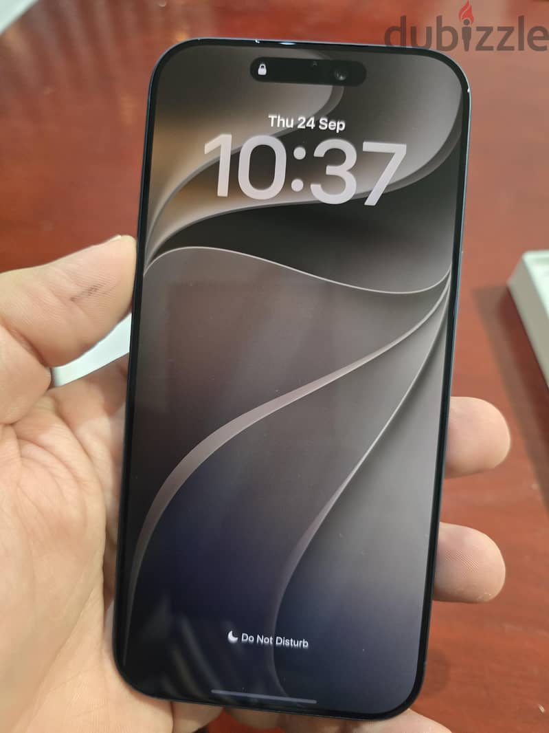 Apple - iPhone 17 Pro Max 1
