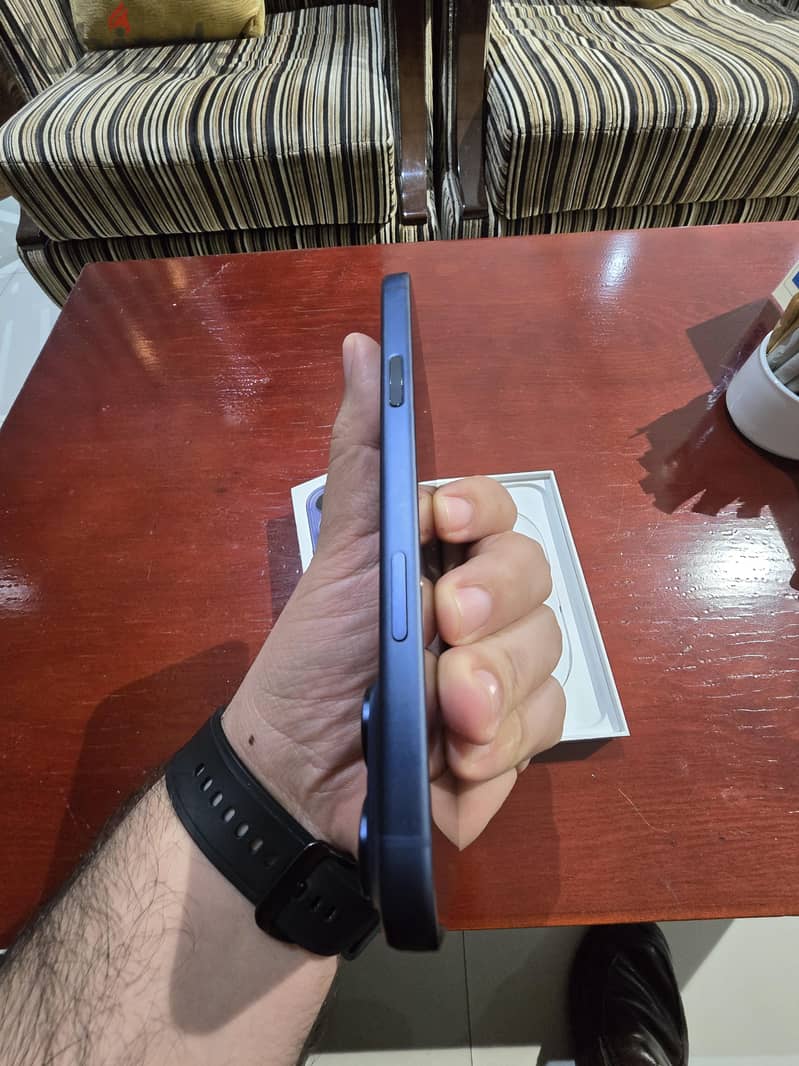 Apple - iPhone 17 Pro Max 3