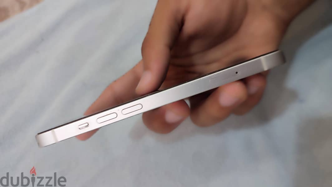 Apple - iPhone 13 4