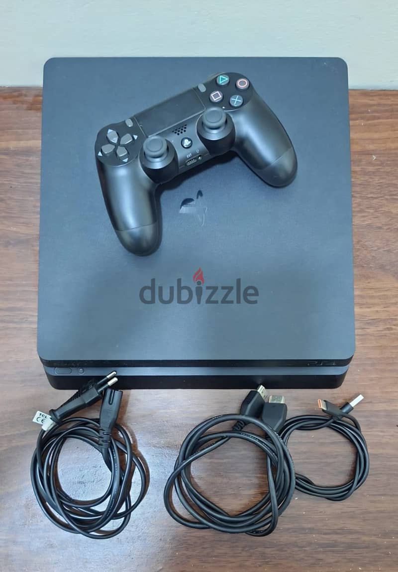 Play station 4 slim 1TB بلايستيشن ٤ سليم ١تيرا 1